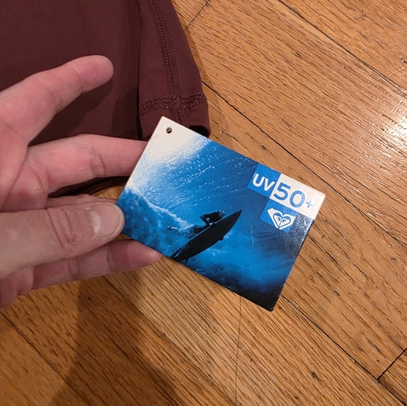 Roxy Rashguard - Picture 2 of 3